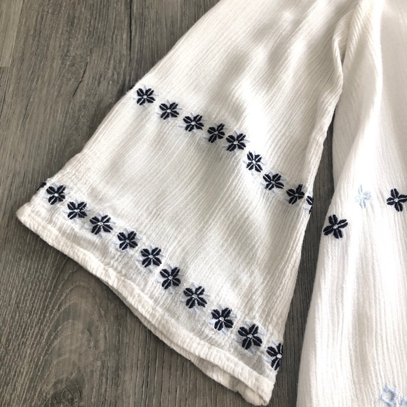 GAP White with embroidered details Women's Blouse - Picture 5 of 8